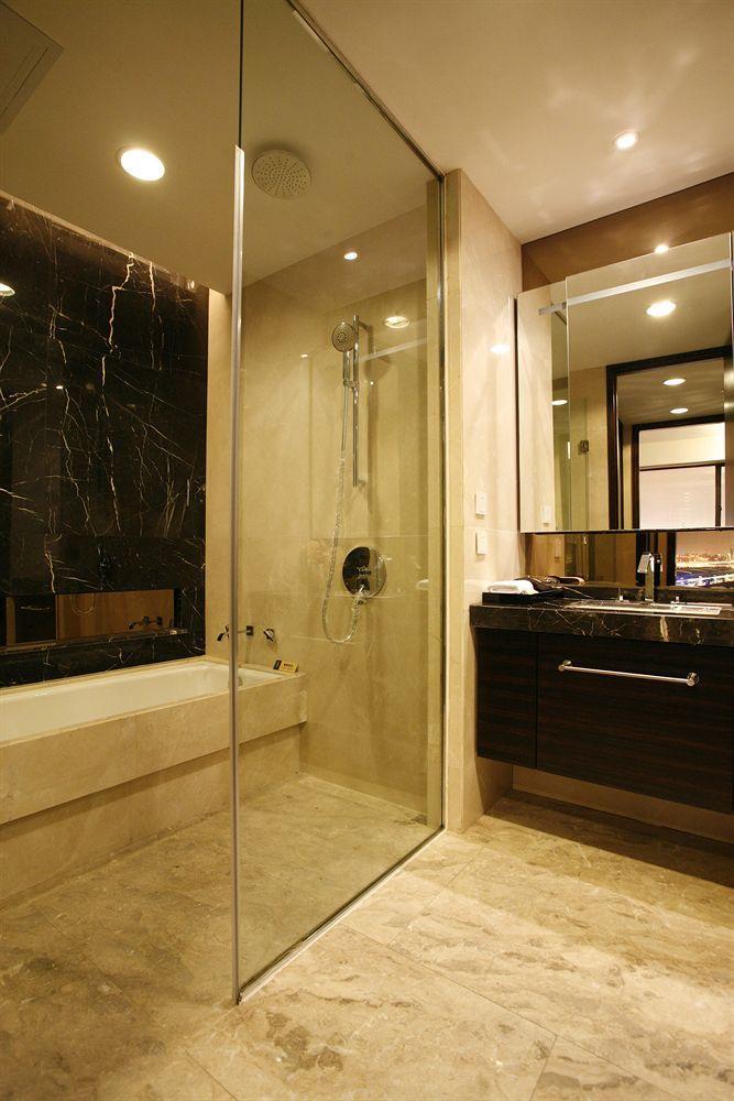 Estay Residence • Poly Central Pivot Guangzhou Exteriör bild