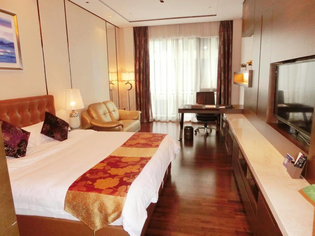 Estay Residence • Poly Central Pivot Guangzhou Exteriör bild