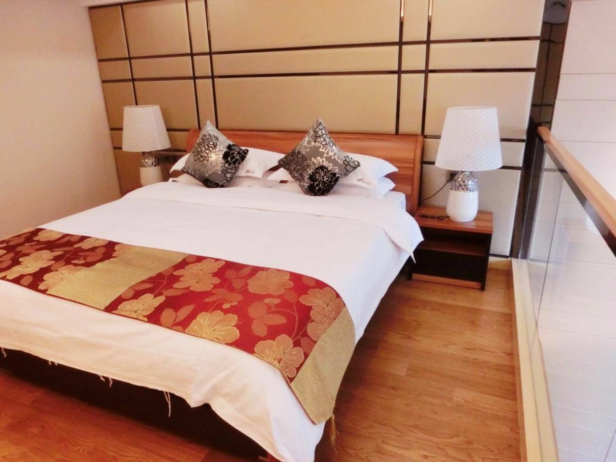 Estay Residence • Poly Central Pivot Guangzhou Exteriör bild