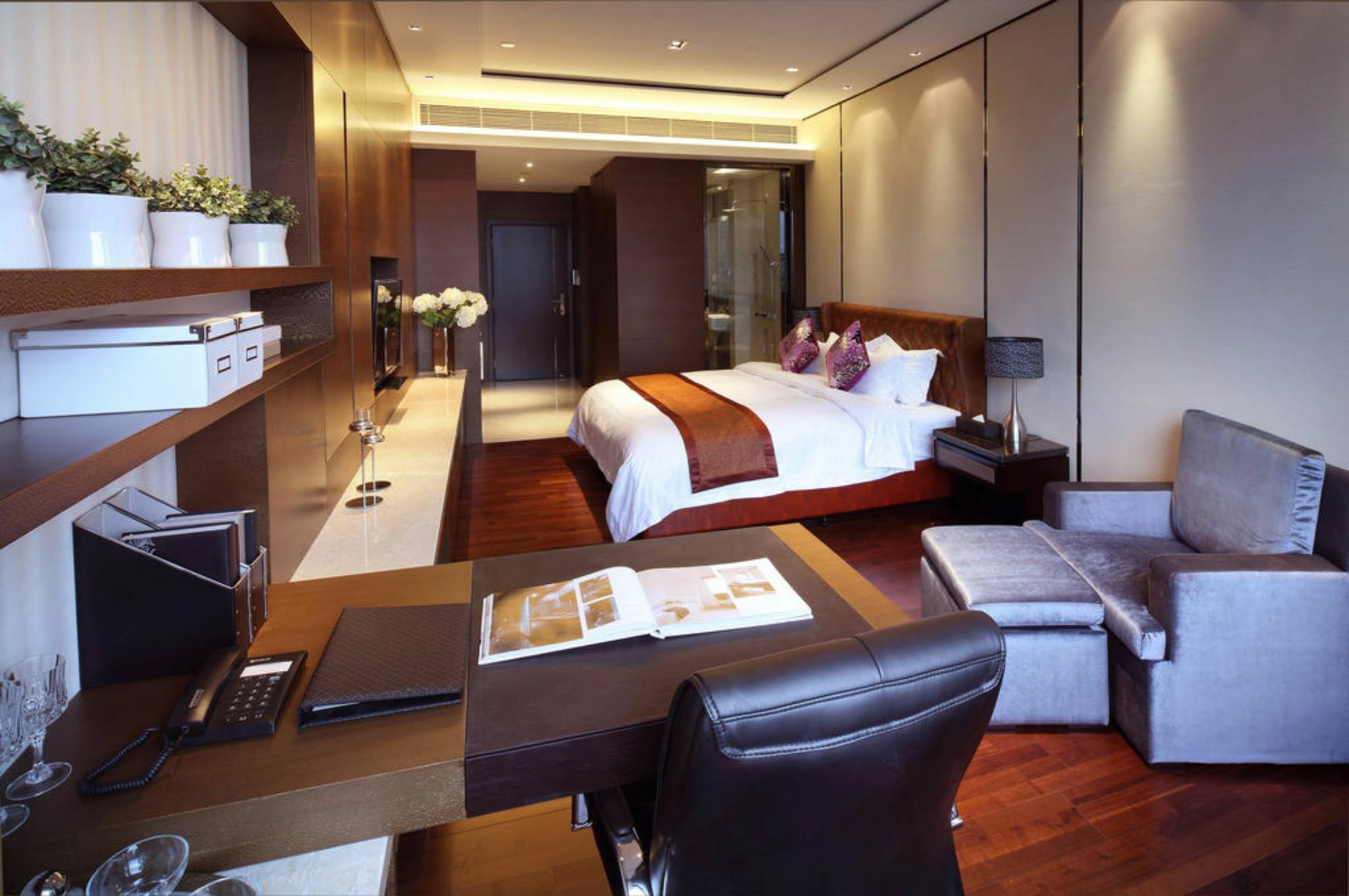 Estay Residence • Poly Central Pivot Guangzhou Exteriör bild